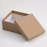 Коробка крафтовая квадрат 16.5х16.5х8 см